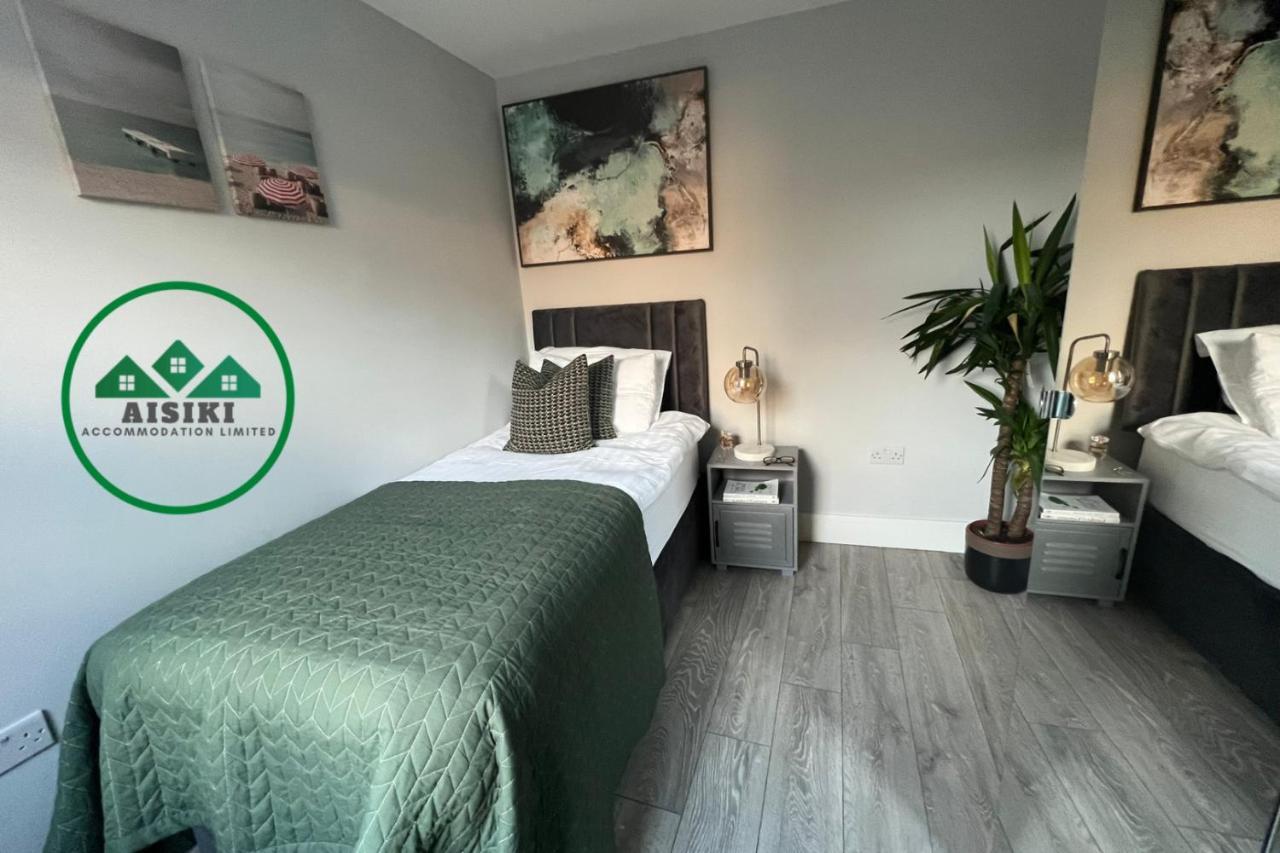 Aisiki Apartments: Pet-friendly With Air Con & Free Wifi * Finchley